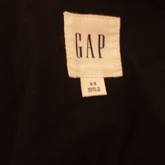 NWT GAP black jacket, XS - Picture 2 of 4